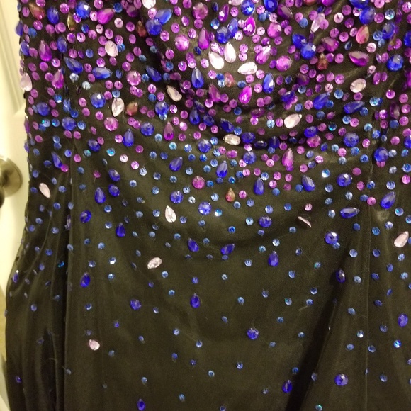 Prom Dress - Picture 3 of 6